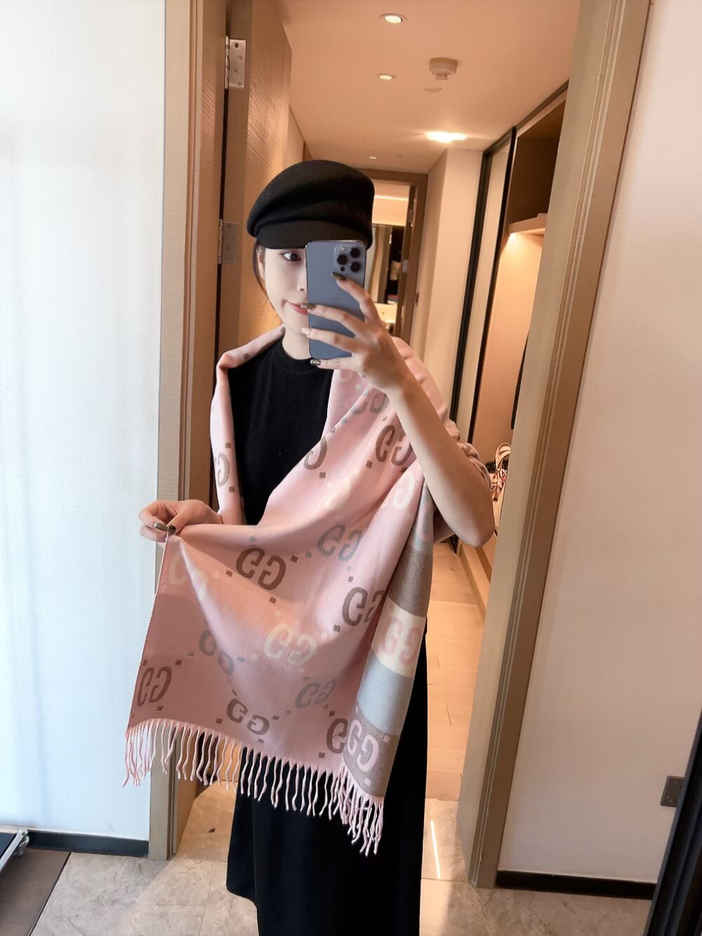 China Replica Gucci Scarf 16usd Only