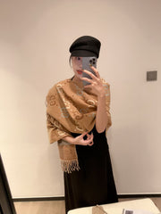China Replica Gucci Scarf 16usd Only