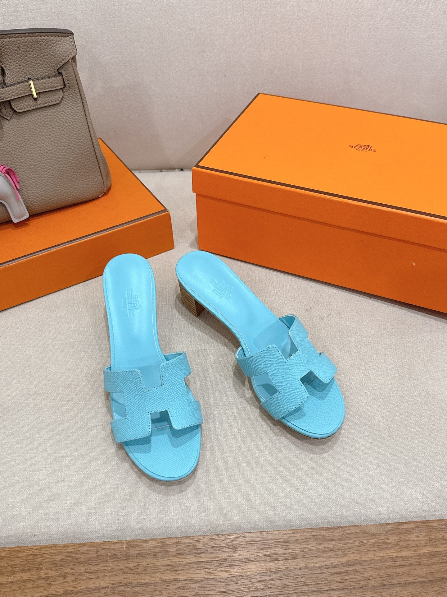 China Replica Hermes Women Shoes 88usd Only