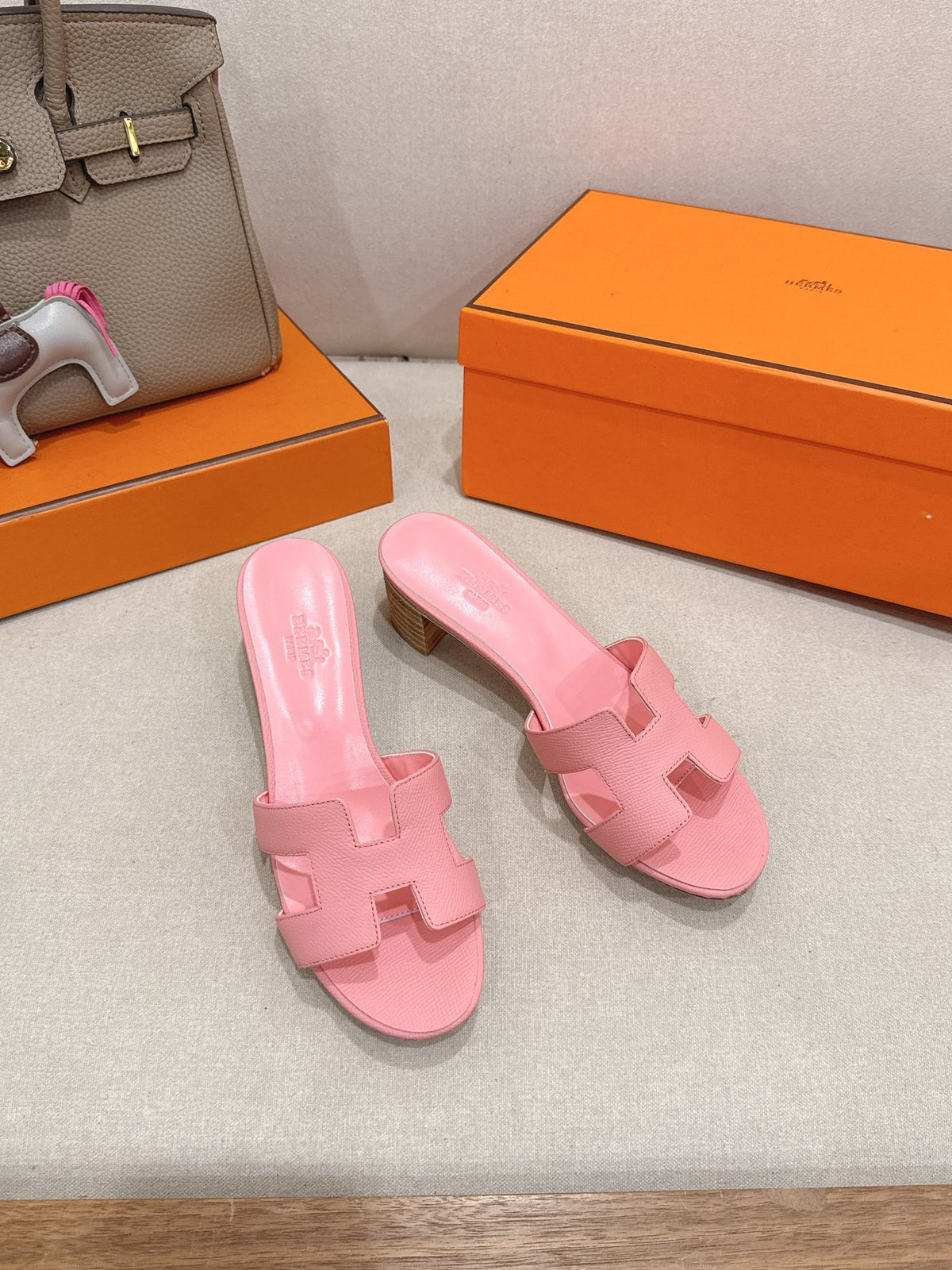 China Replica Hermes Women Shoes 88usd Only