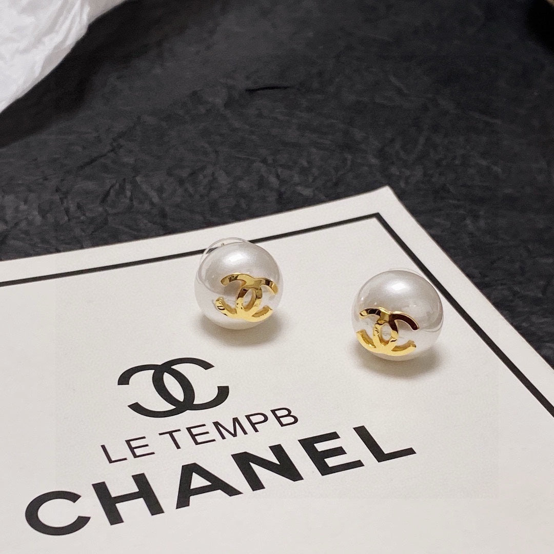China Replica Chanel Earrings 22usd Only