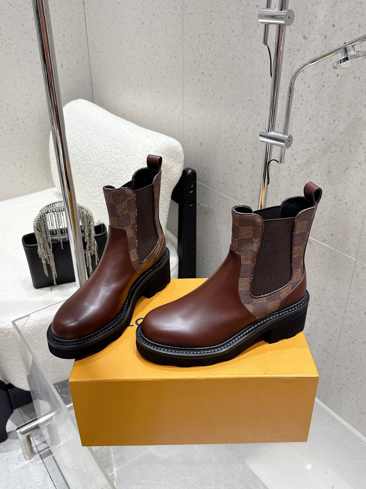 China Replica LV Women Shoes 133usd Only