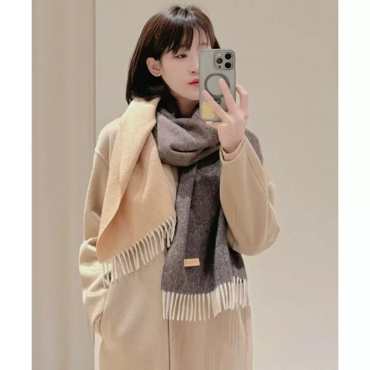 China Replica Burberry Scarf 48usd Only