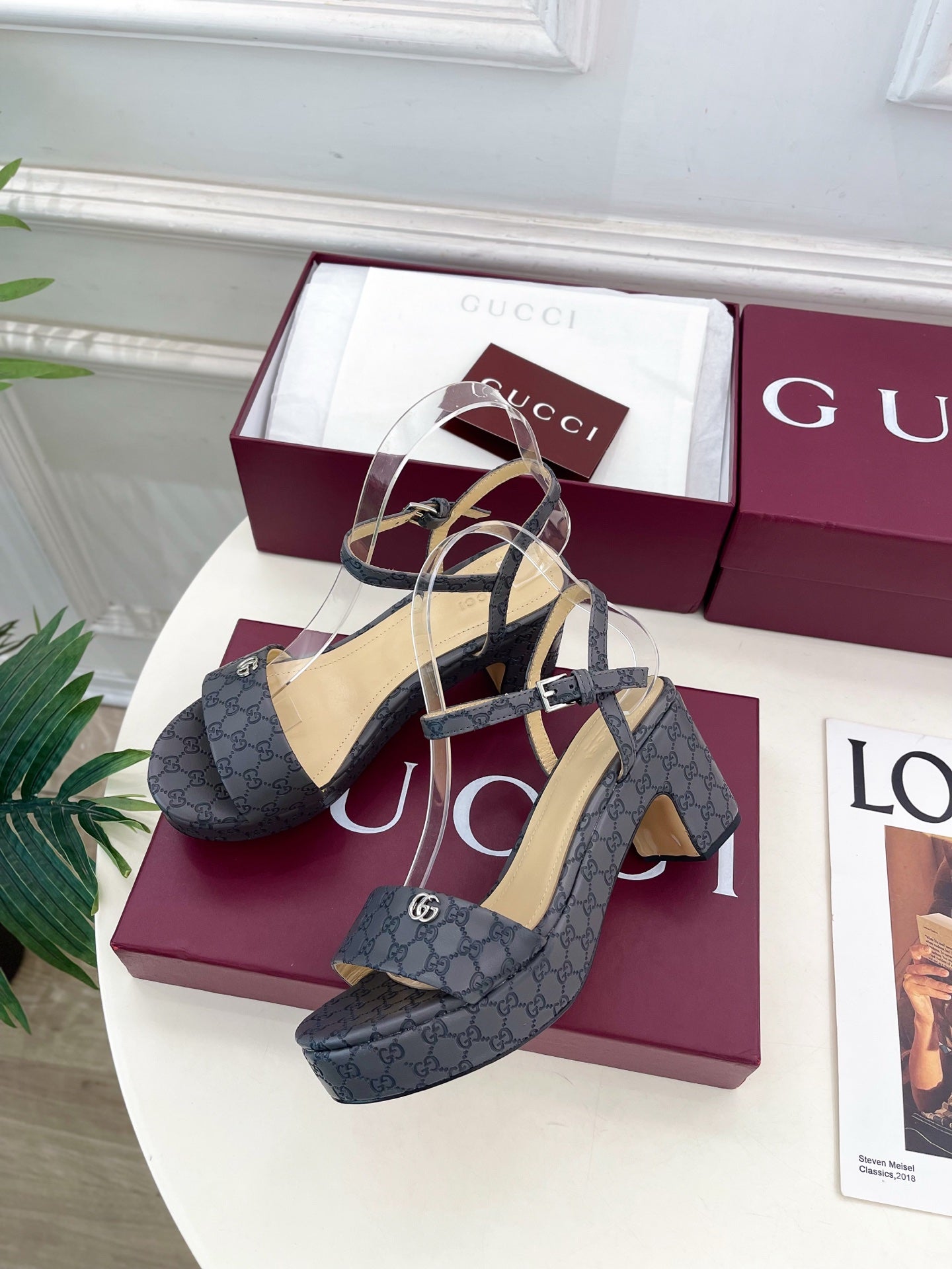 China Replica Gucci Women Shoes 108usd Only