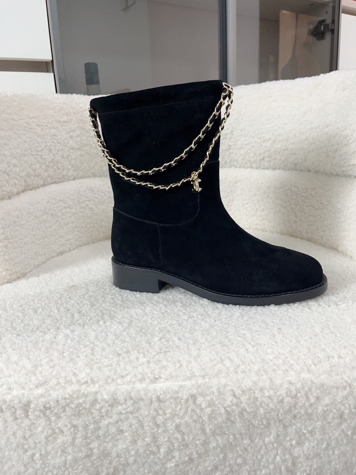 China Replica Chanel Women Shoes 130usd Only