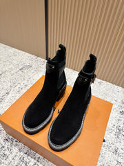 China Replica LV Women Shoes 164usd Only