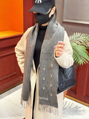 China Replica LV Scarf 52usd Only