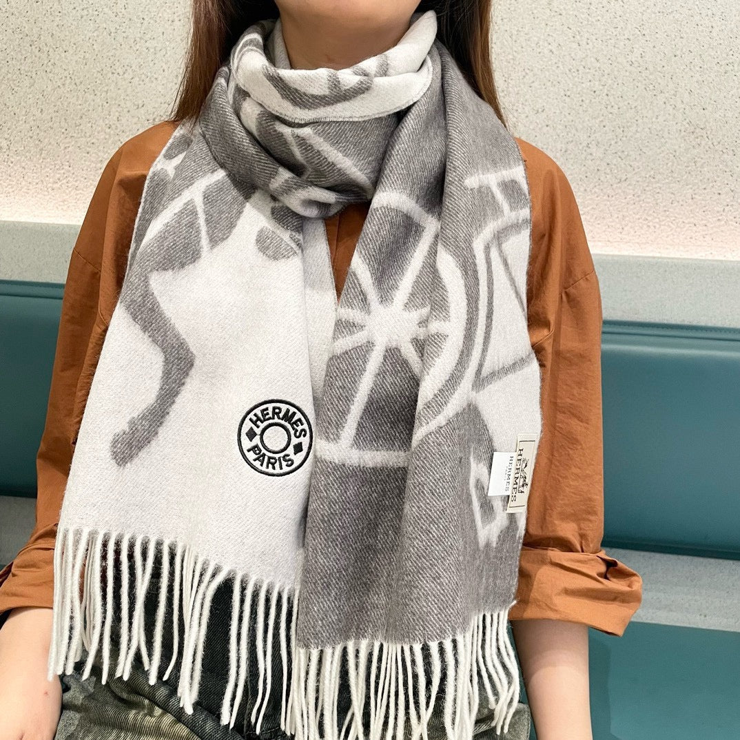 China Replica Gucci Scarf 52usd Only