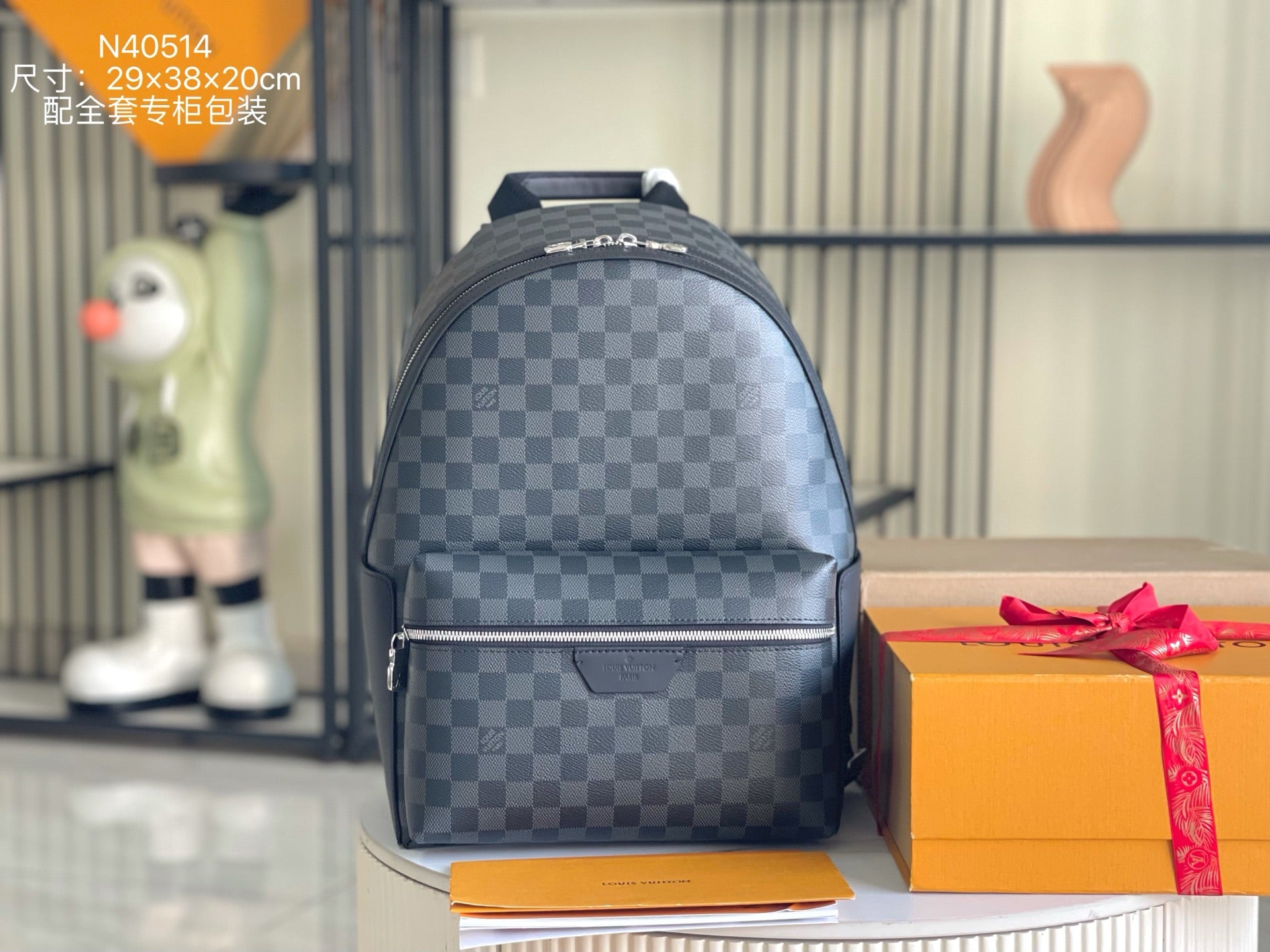China Replica LV Handbags 285usd Only