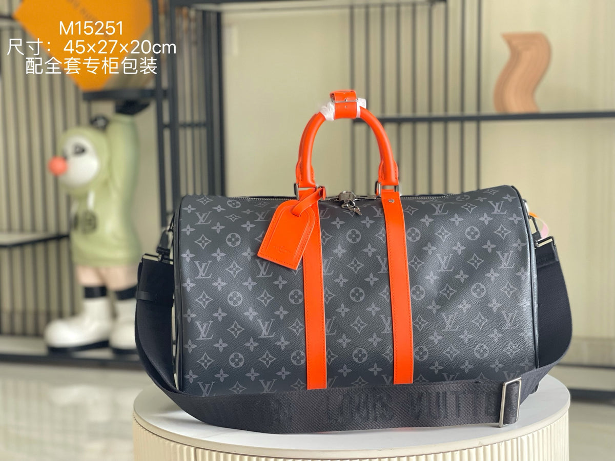 China Replica LV Handbags 315usd Only