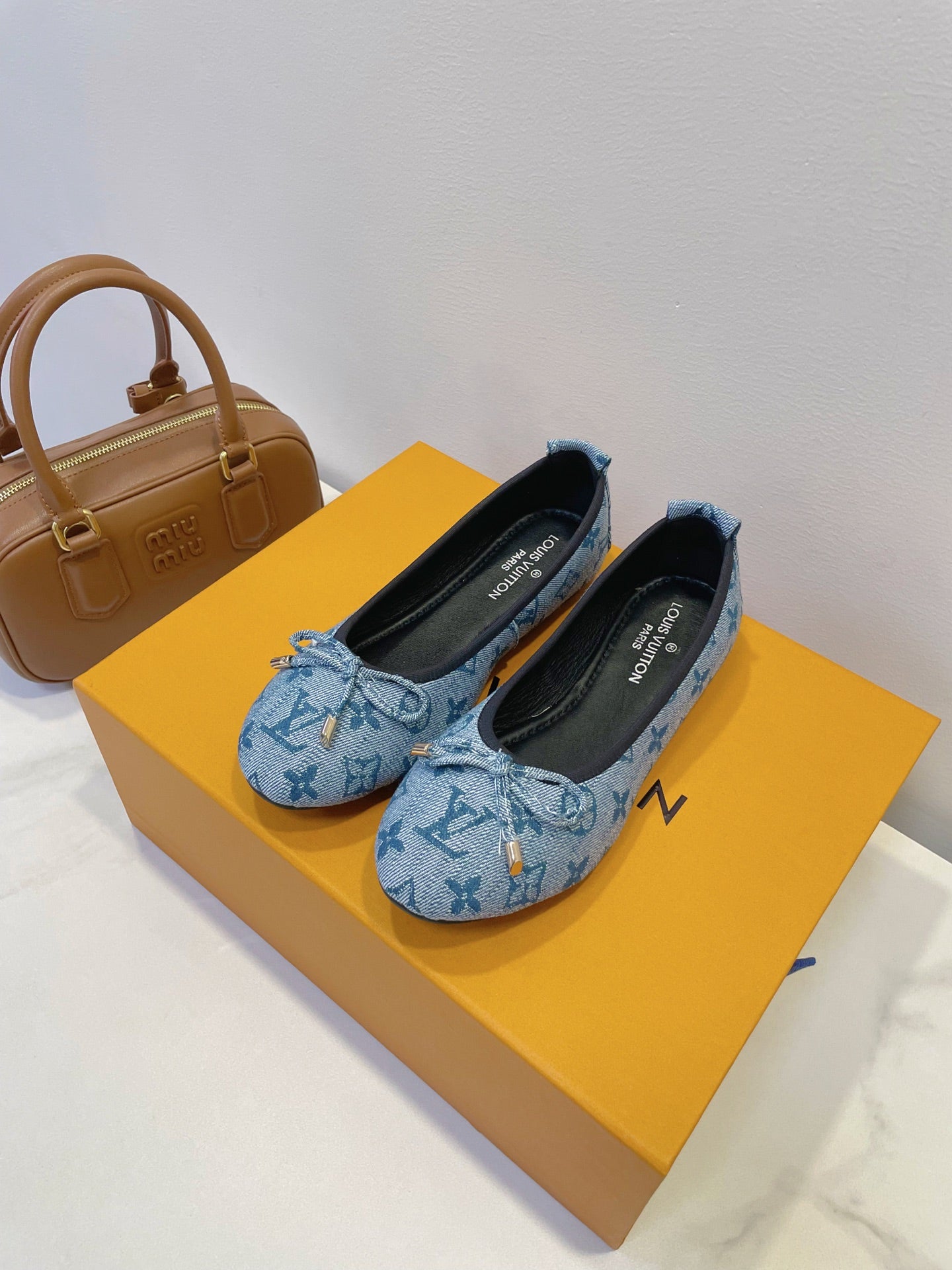 China Replica LV Women Shoes 70usd Only