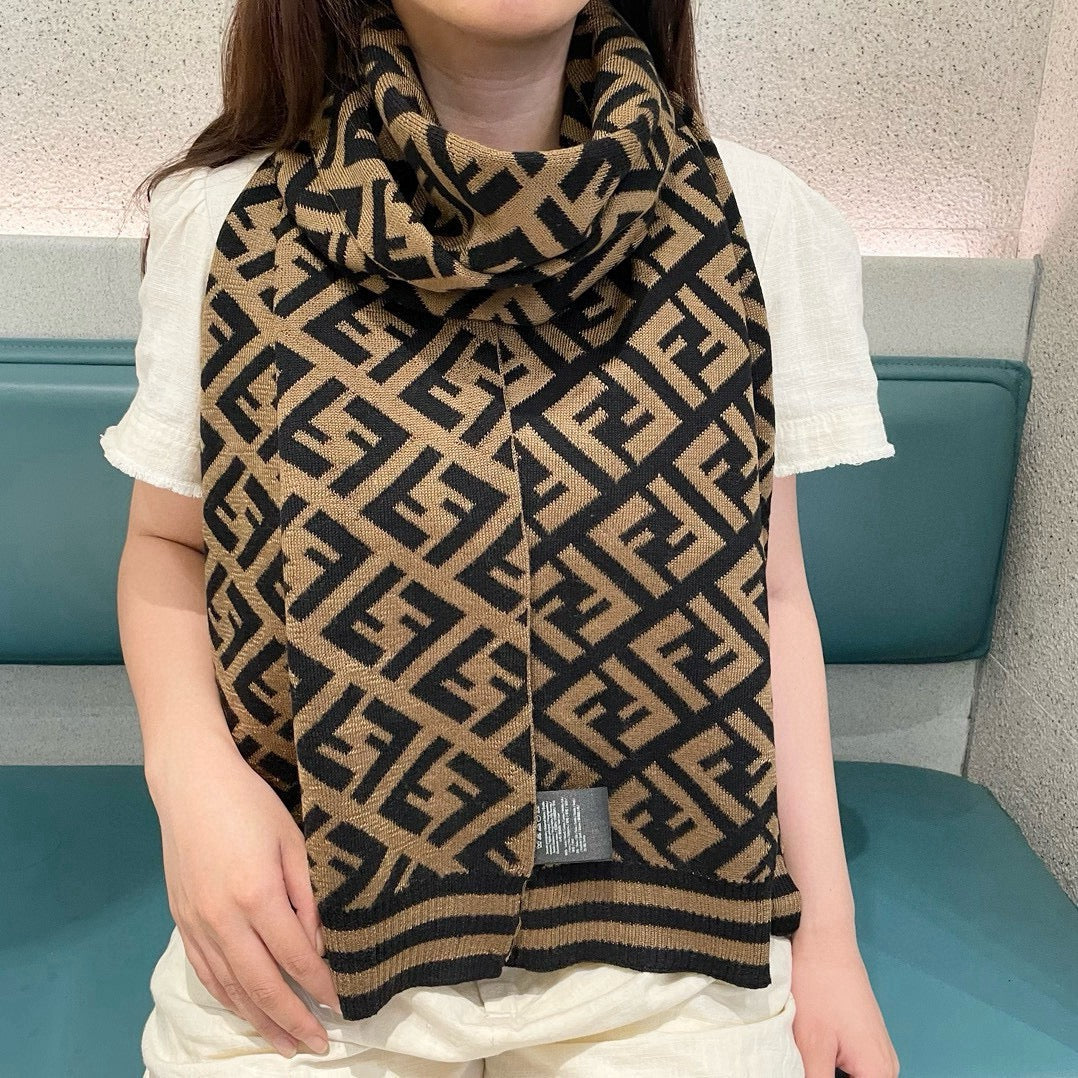 China Replica Fendi Scarf 56usd Only