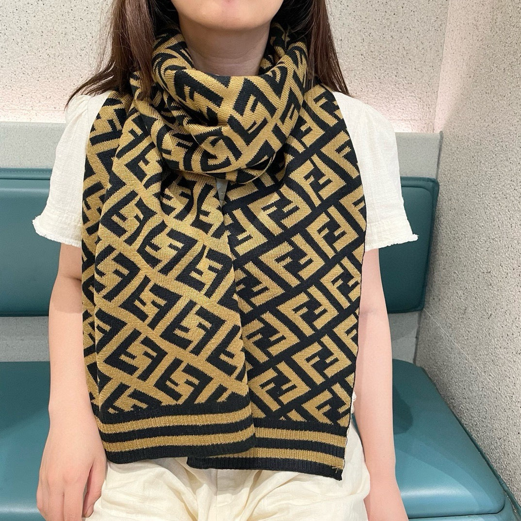China Replica Fendi Scarf 56usd Only