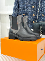 China Replica LV Women Shoes 136usd Only