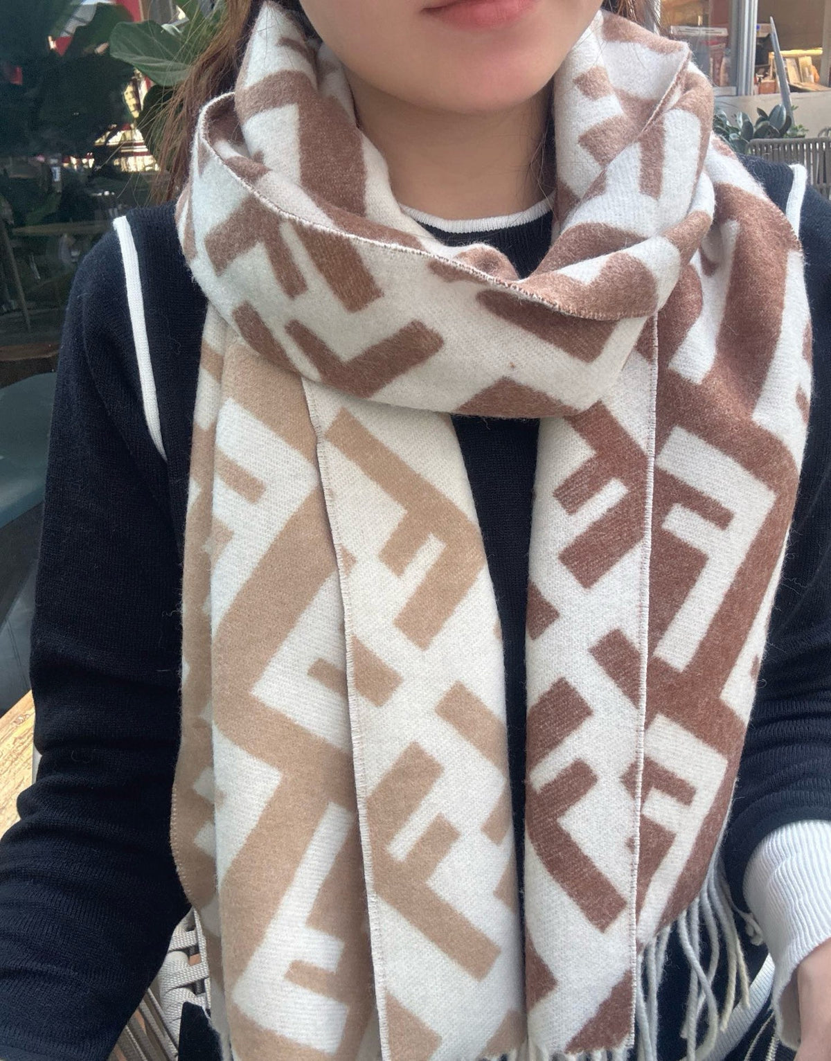 China Replica Fendi Scarf 54usd Only