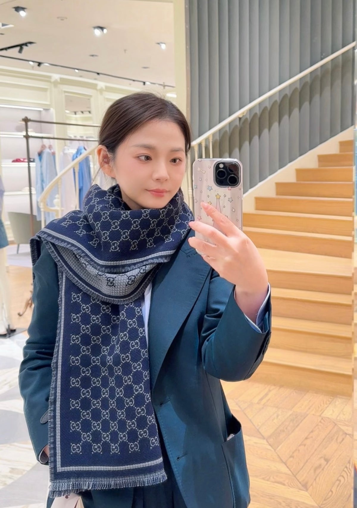 China Replica Gucci Scarf 46usd Only