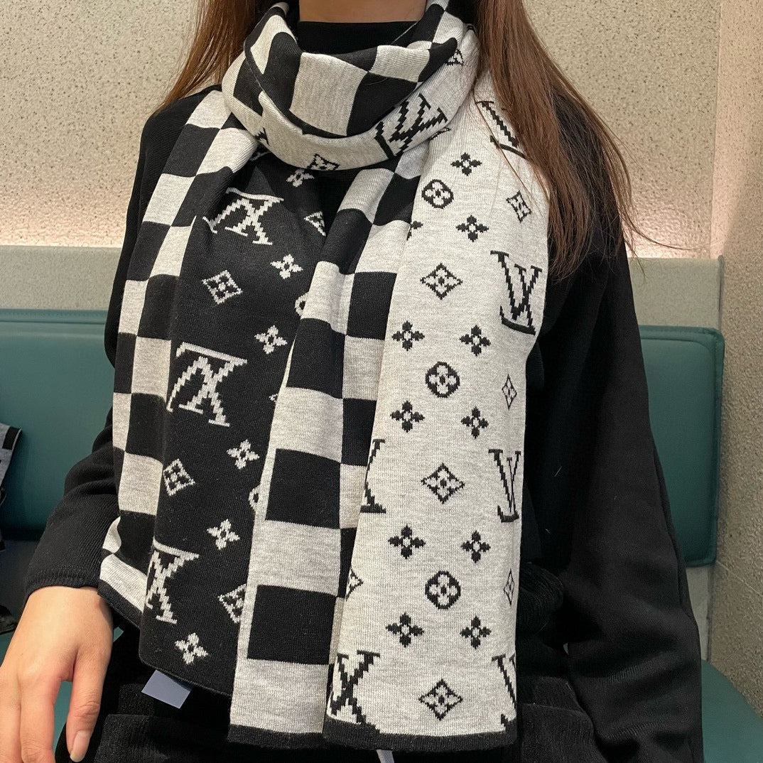 China Replica LV Scarf 48usd Only