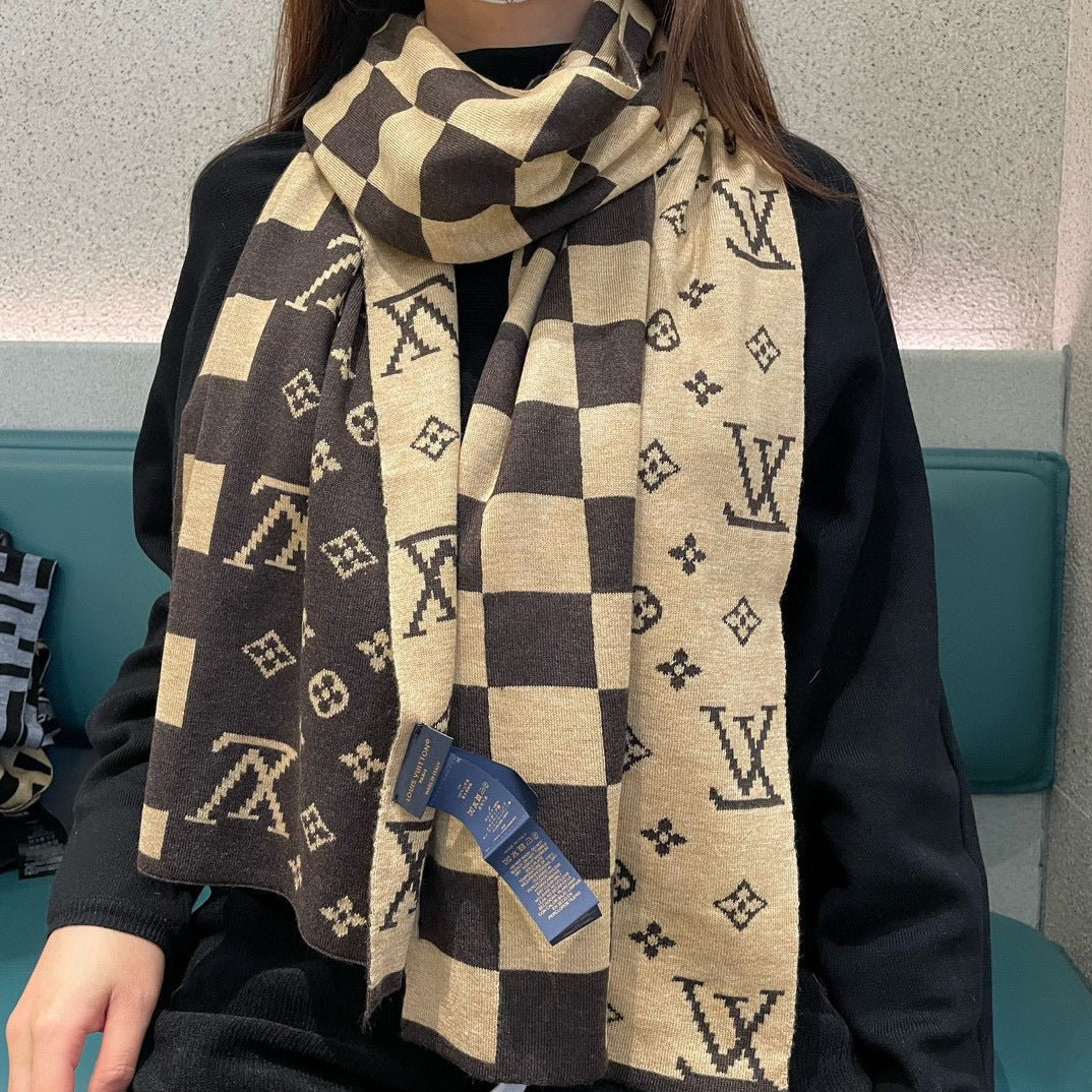 China Replica LV Scarf 48usd Only