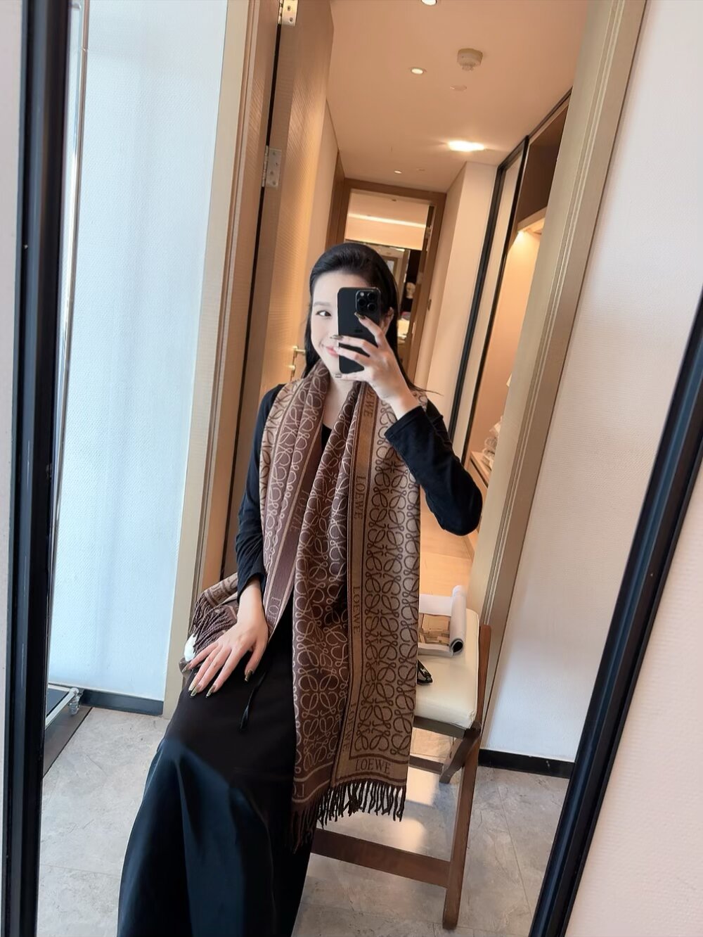 China Replica Loewe Scarf 16usd Only