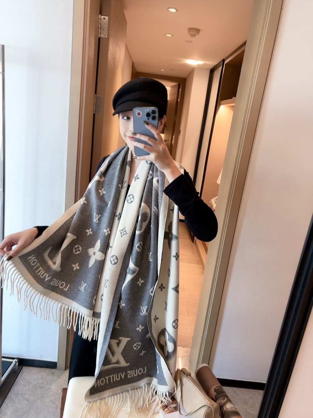 China Replica LV Scarf 16usd Only