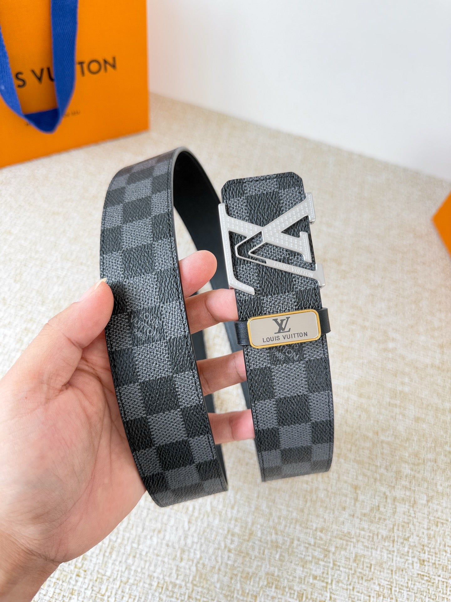 China Replica LV Belts 46usd Only