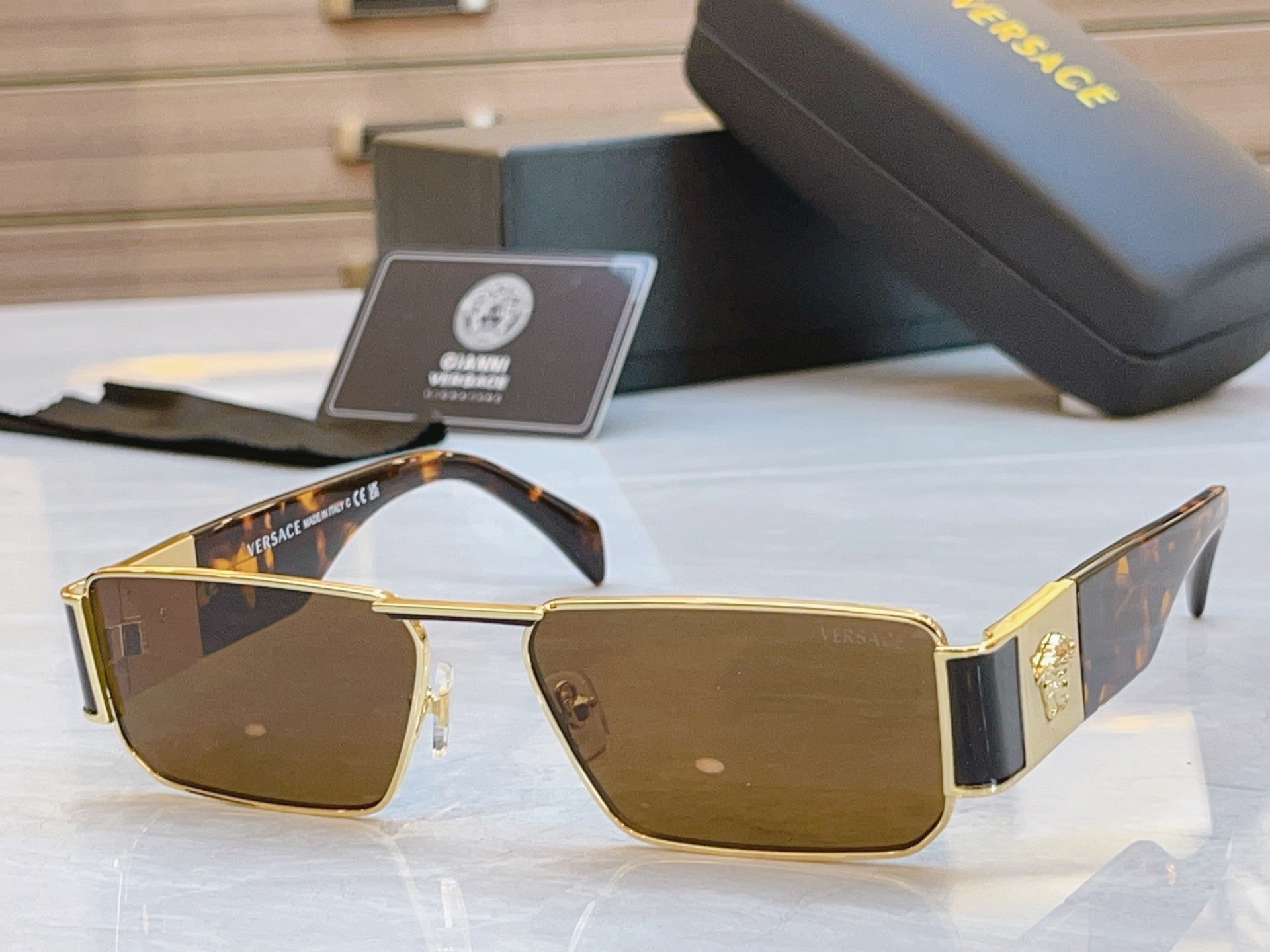 China Replica Versace Sunglasses 54usd Only