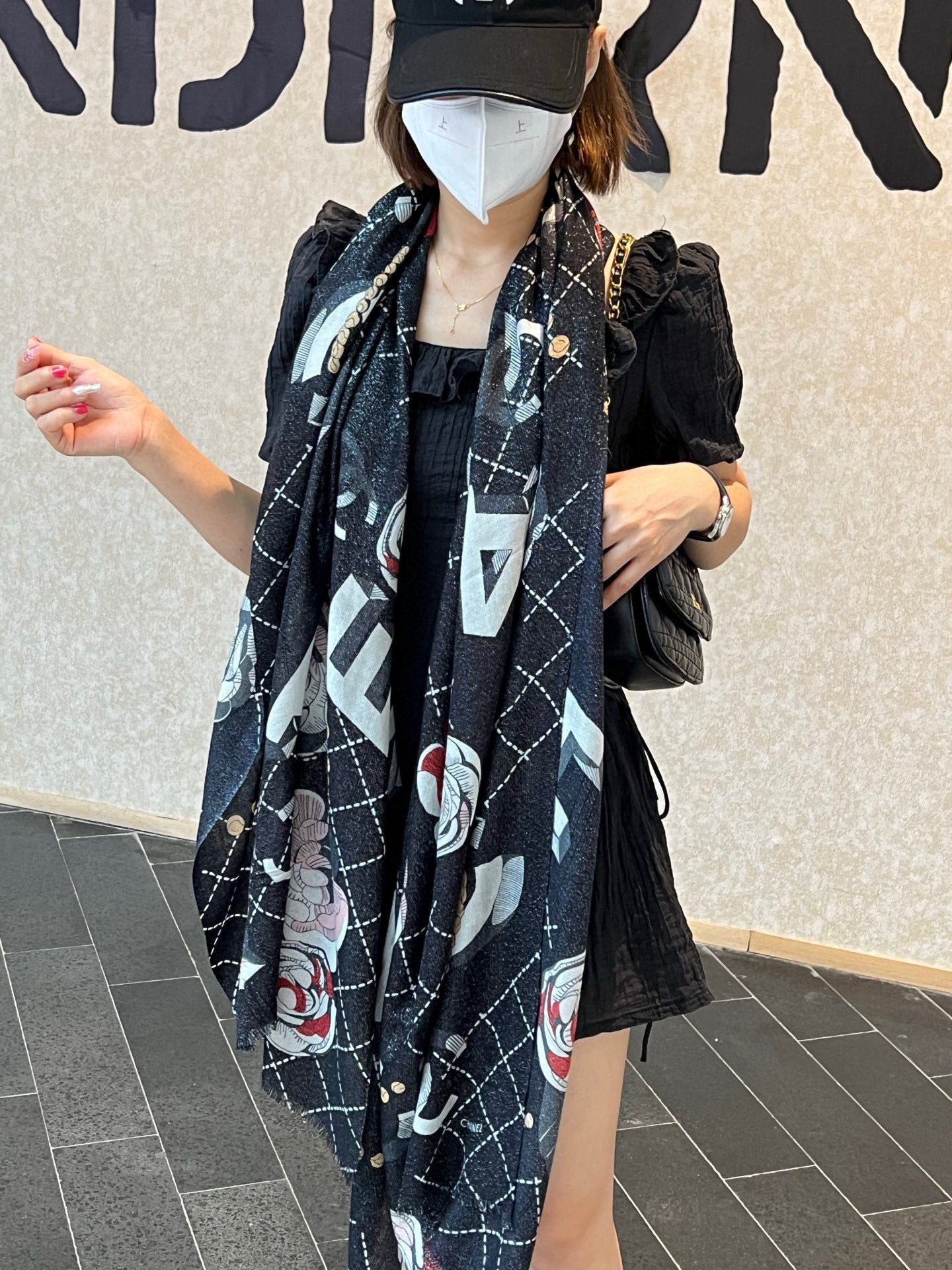 China Replica Gucci Scarf 78usd Only