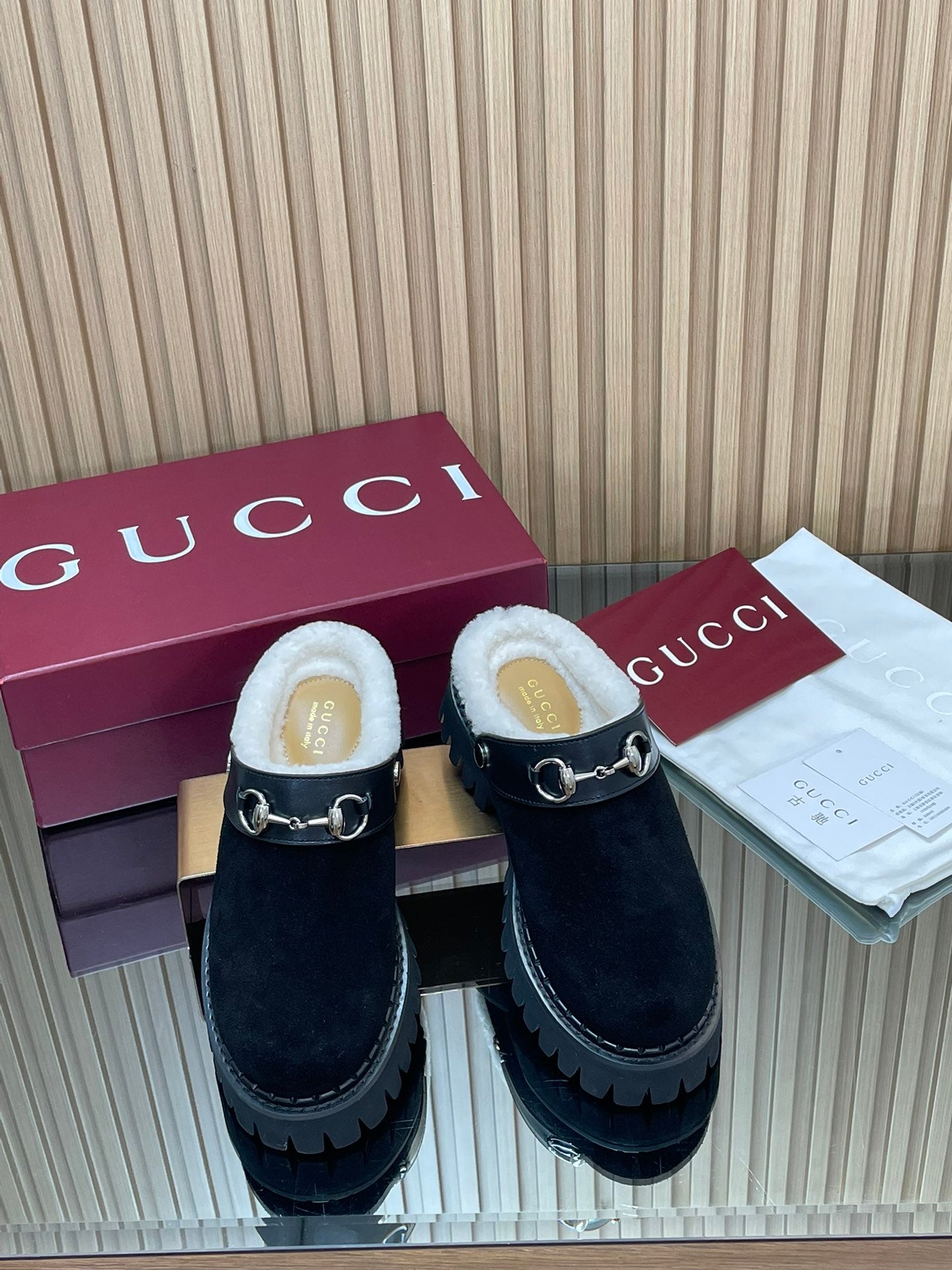 China Replica Gucci Women Shoes 108usd Only