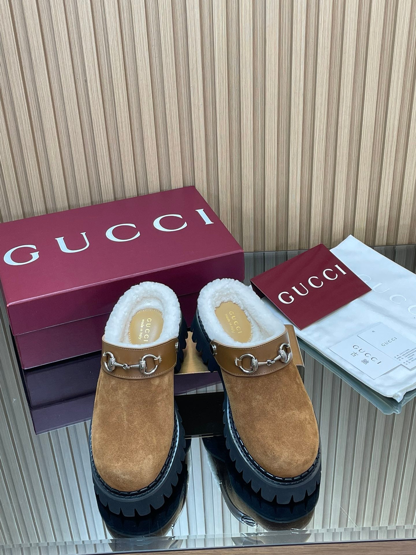 China Replica Gucci Women Shoes 108usd Only