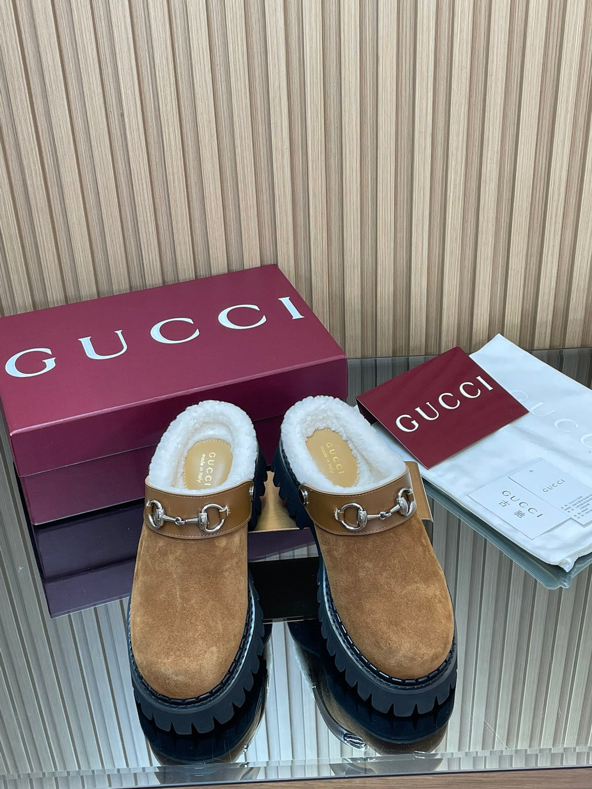 China Replica Gucci Women Shoes 108usd Only