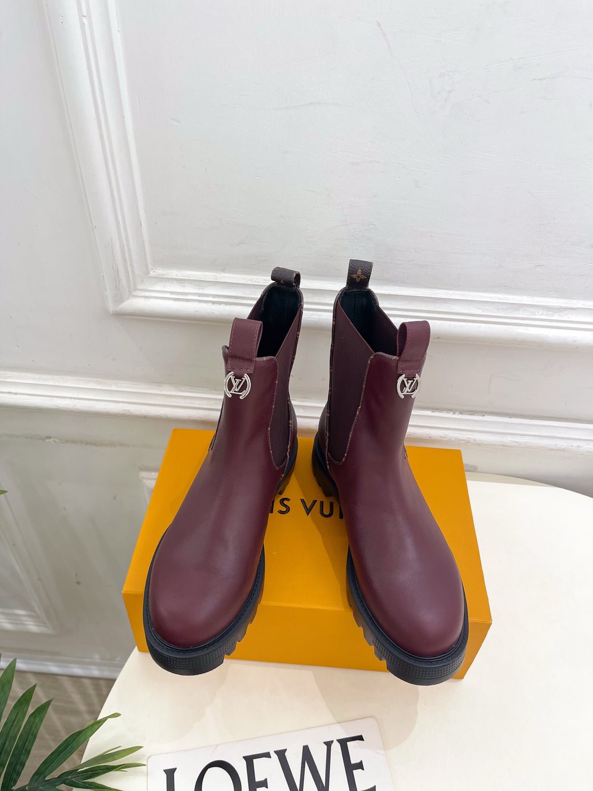 China Replica LV Women Shoes 136usd Only