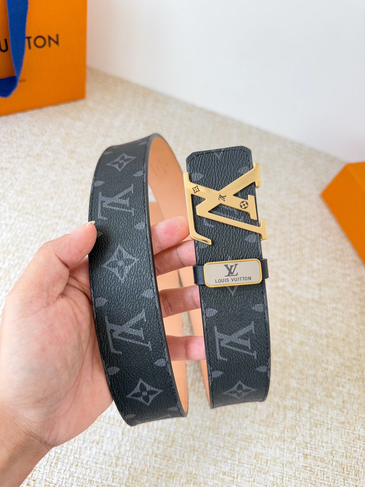 China Replica LV Belts 46usd Only