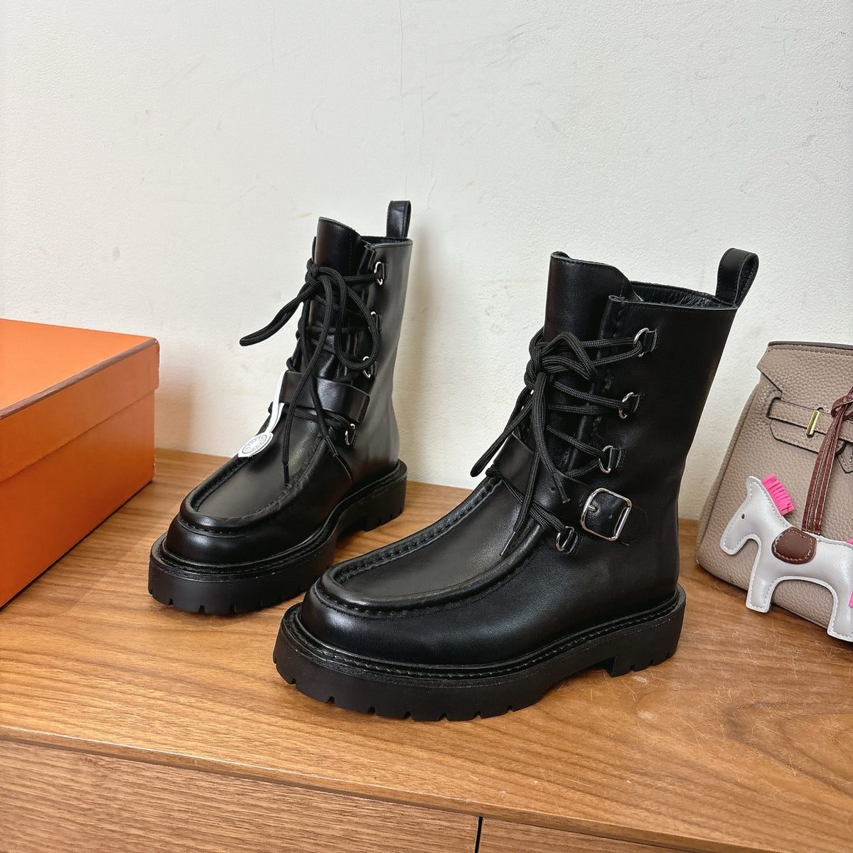 China Replica Hermes Women Shoes 147usd Only