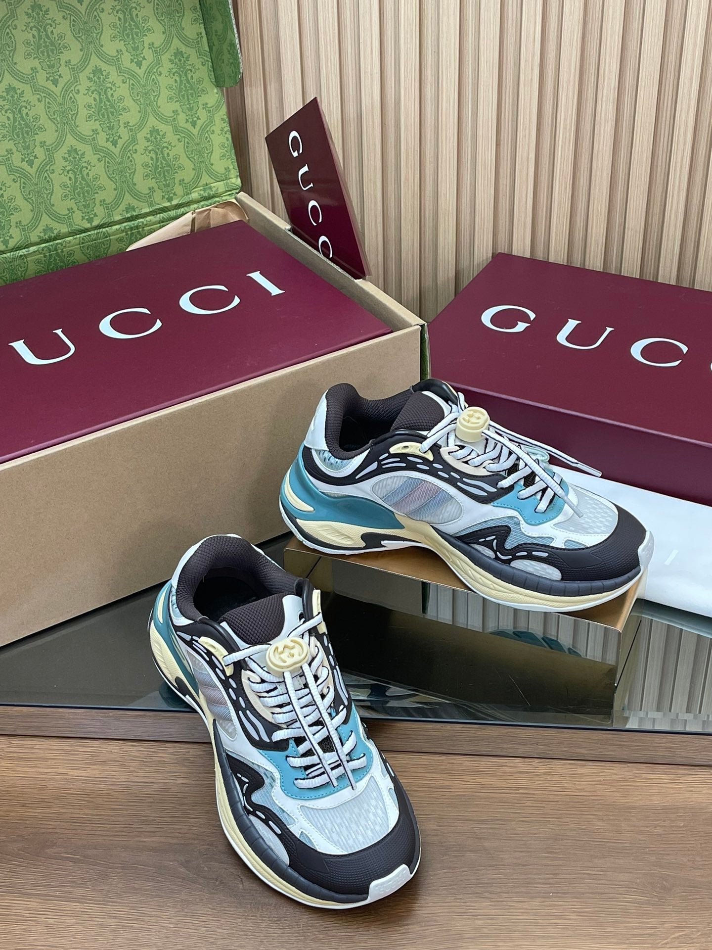 China Replica Gucci Women Shoes 172usd Only