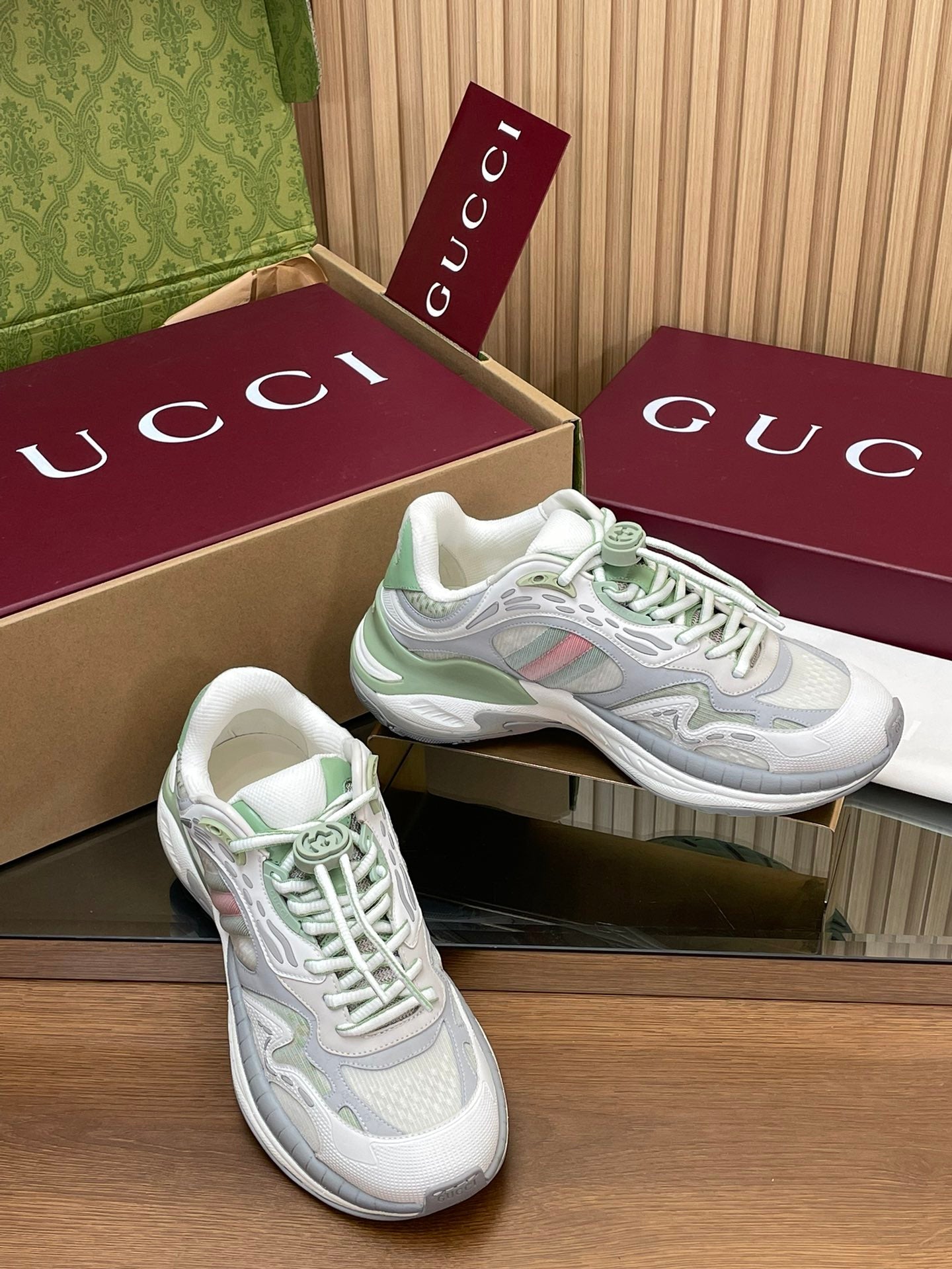 China Replica Gucci Women Shoes 172usd Only