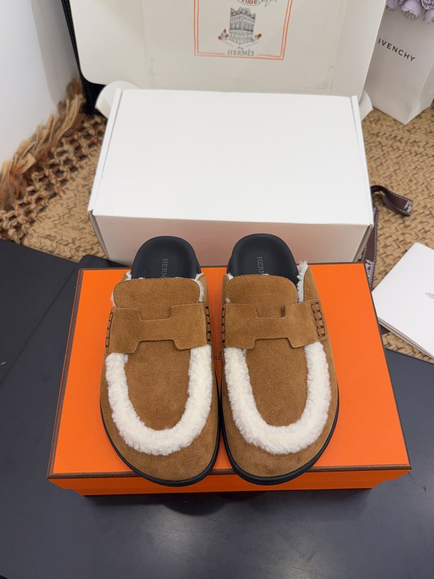 China Replica Hermes Women Shoes 119usd Only