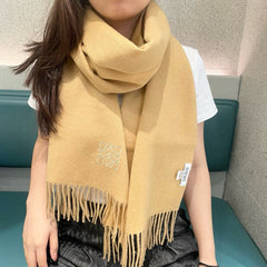 China Replica Loewe Scarf 48usd Only