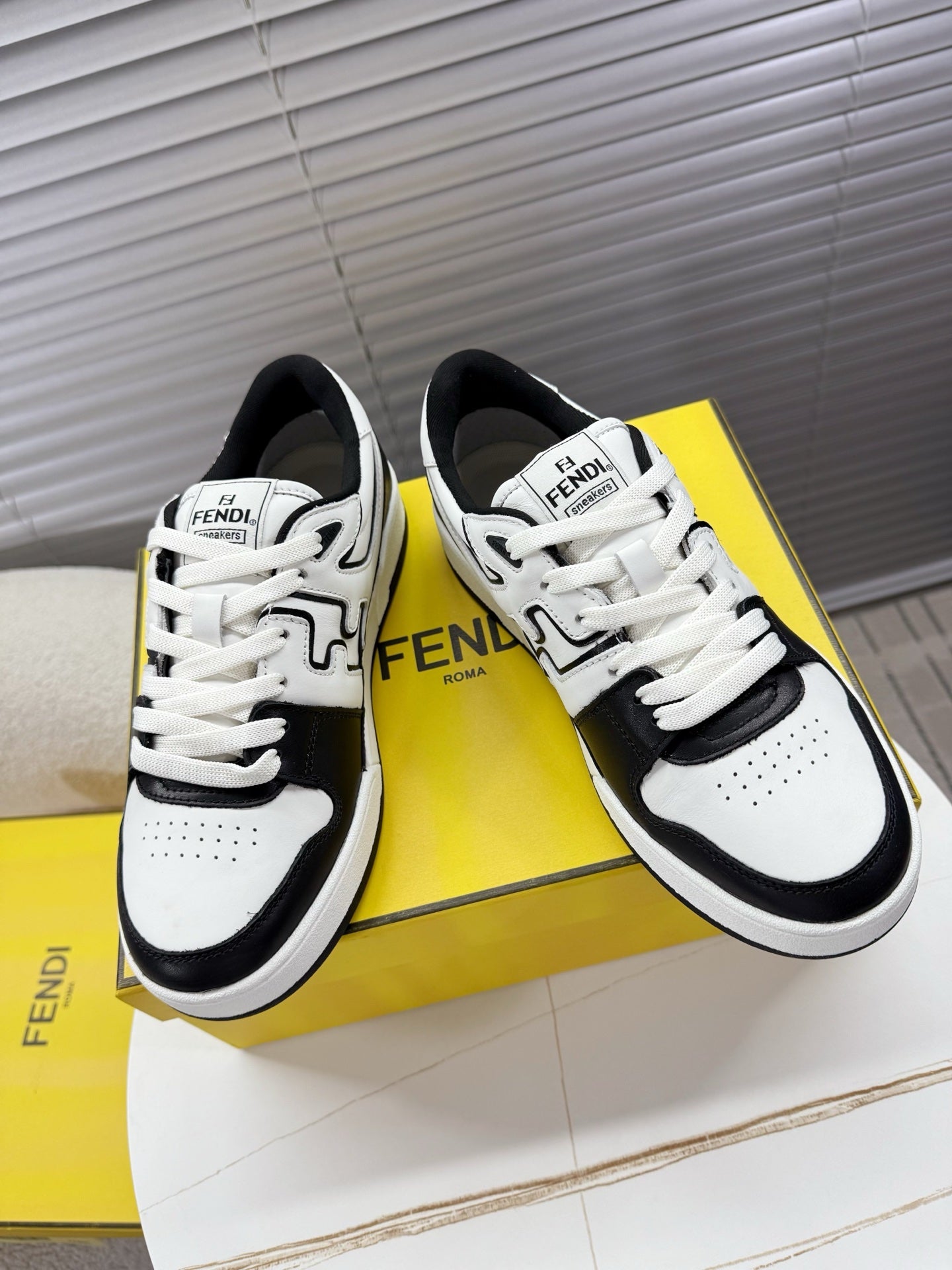 China Replica Fendi Women Shoes 108usd Only