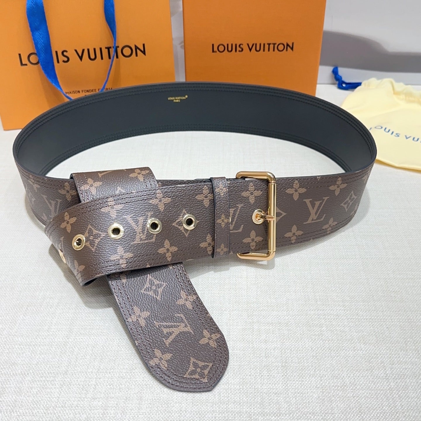 China Replica LV Belts 80usd Only