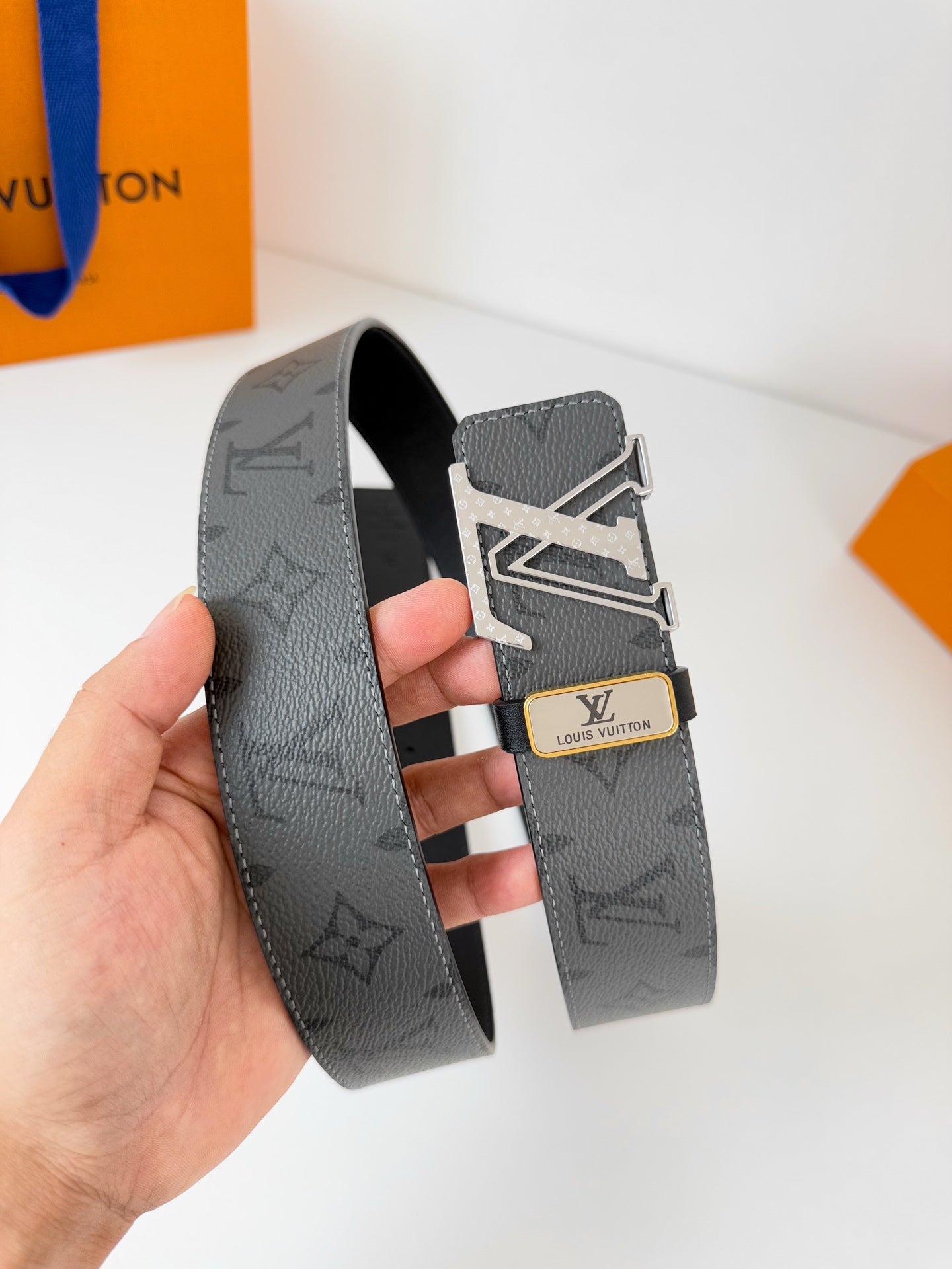 China Replica LV Belts 49usd Only