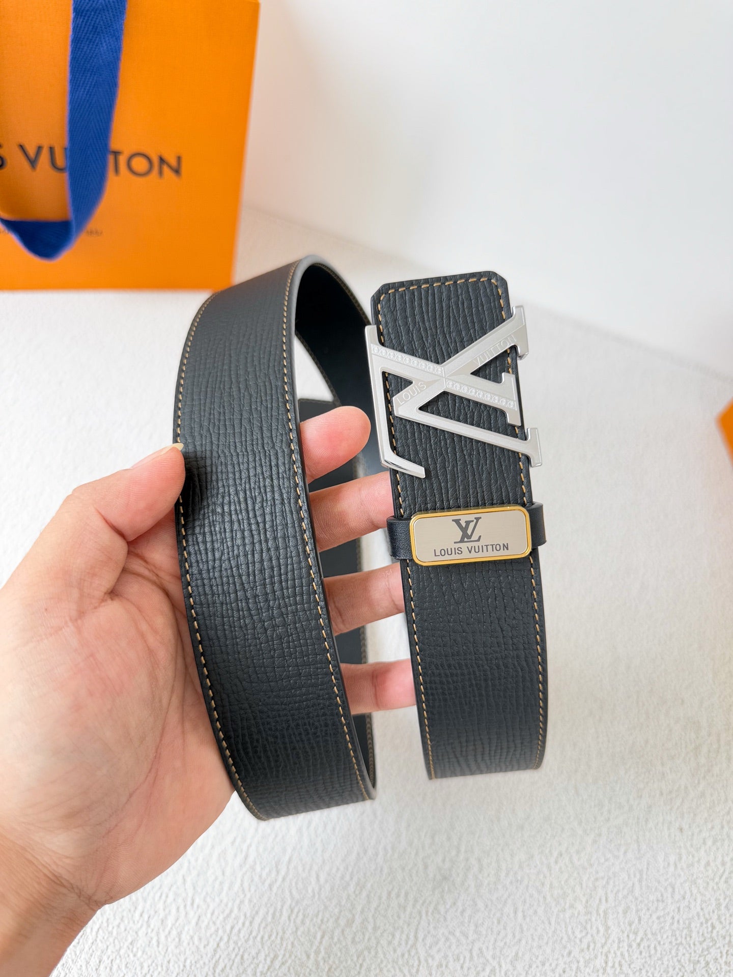 China Replica LV Belts 52usd Only