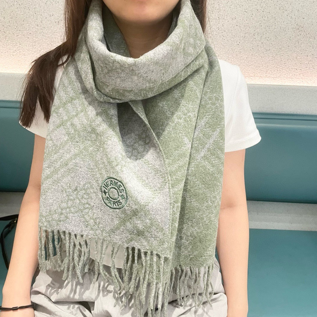 China Replica Hermes Scarf 48usd Only