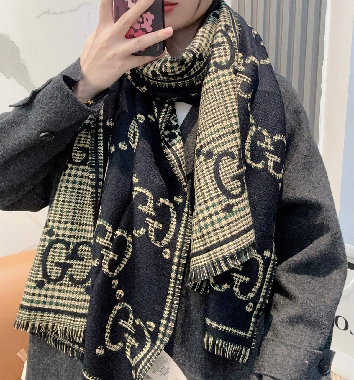China Replica Gucci Scarf 46usd Only