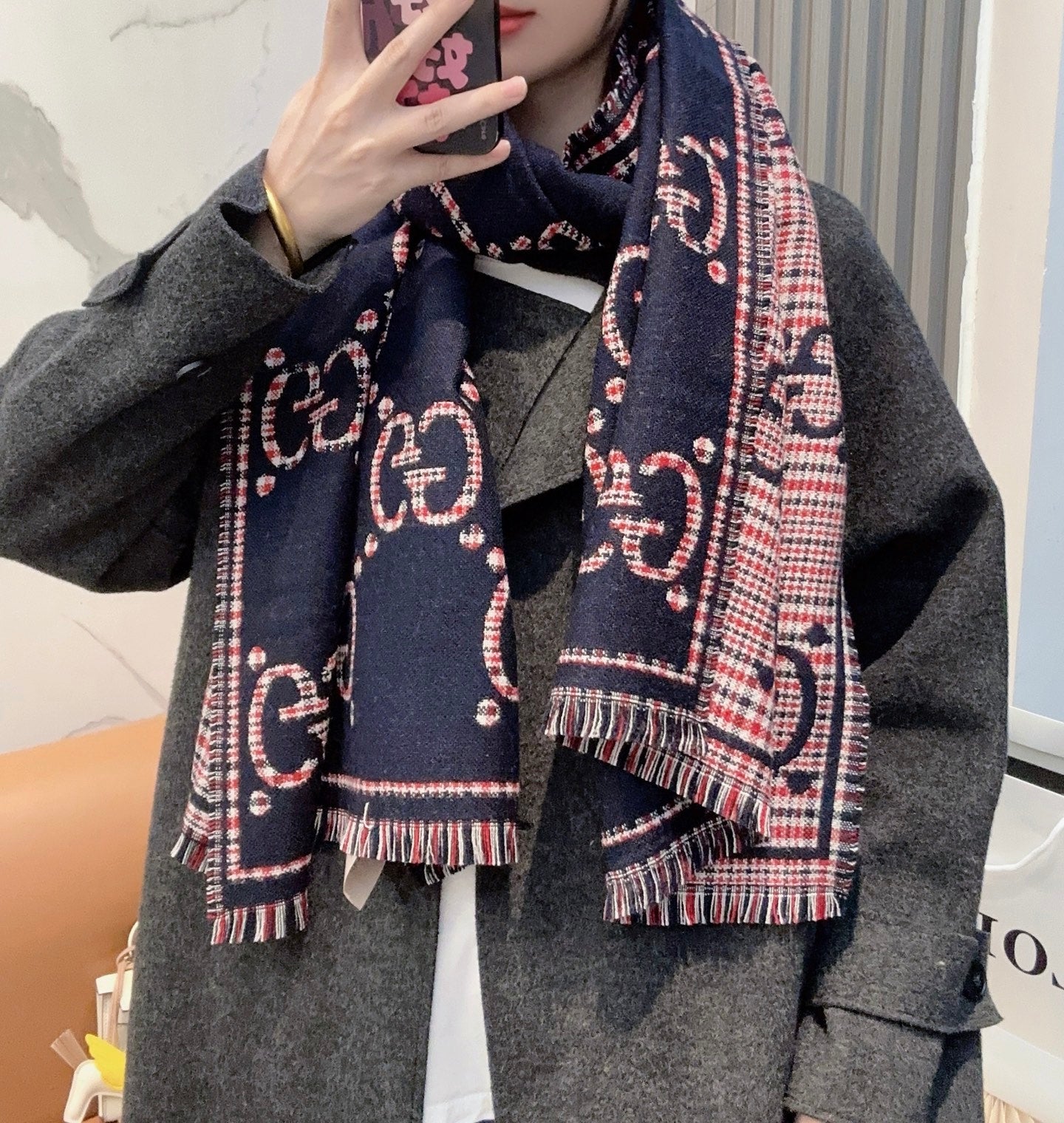 China Replica Gucci Scarf 46usd Only