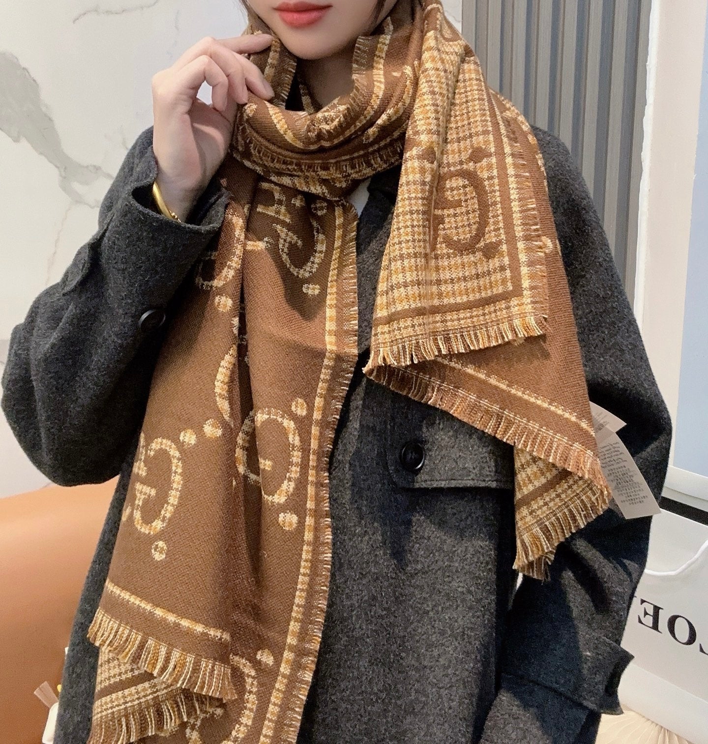 China Replica Gucci Scarf 46usd Only