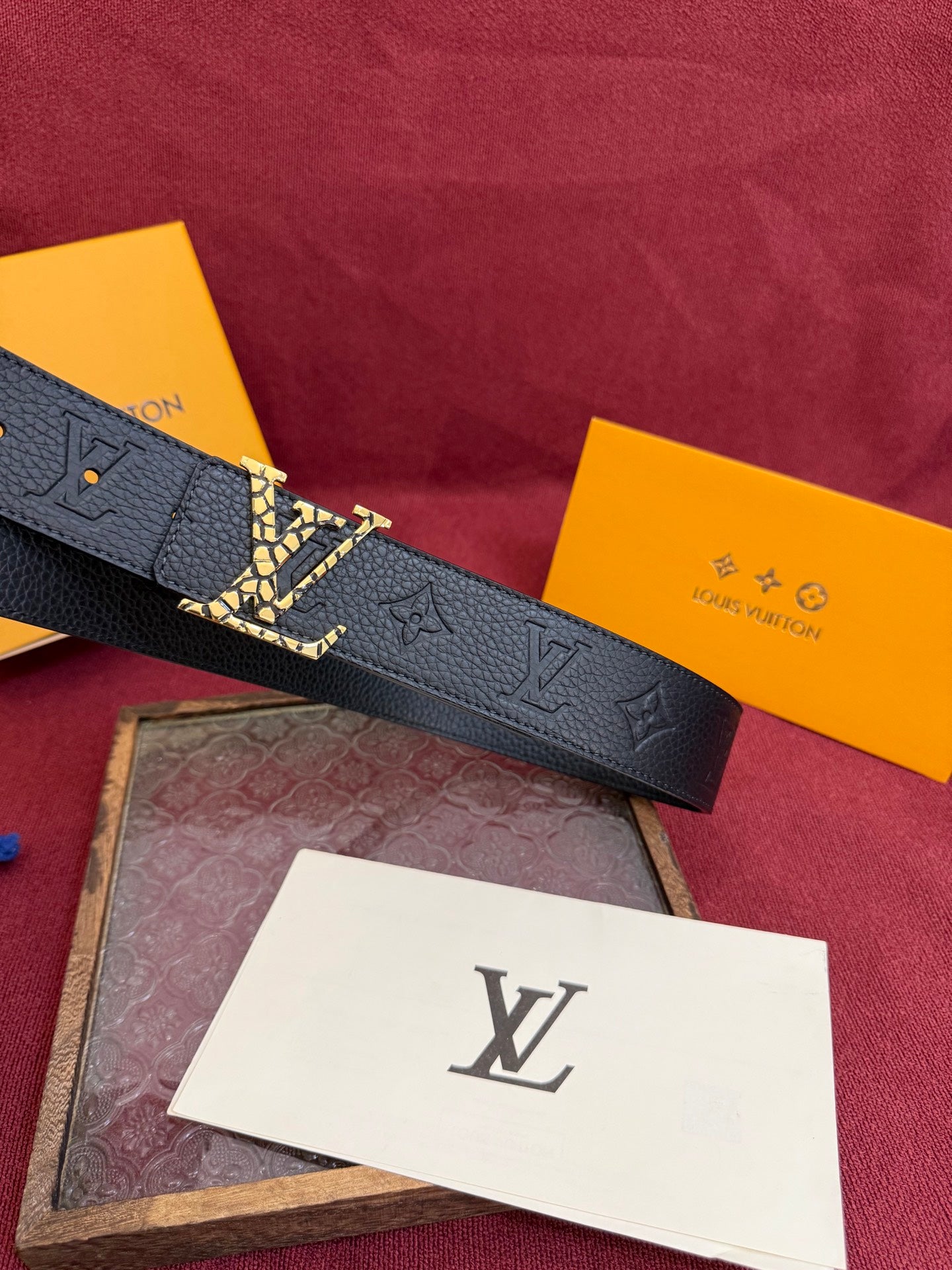 China Replica LV Belts 52usd Only