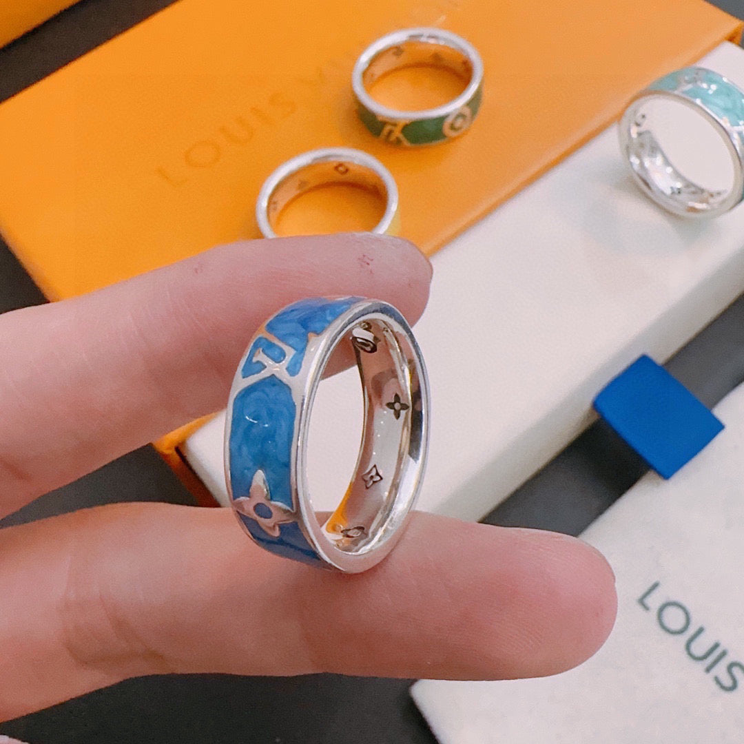 China Replica LV Rings 30usd Only