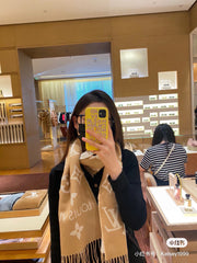 China Replica LV Scarf 56usd Only