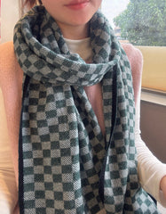 China Replica LV Scarf 62usd Only