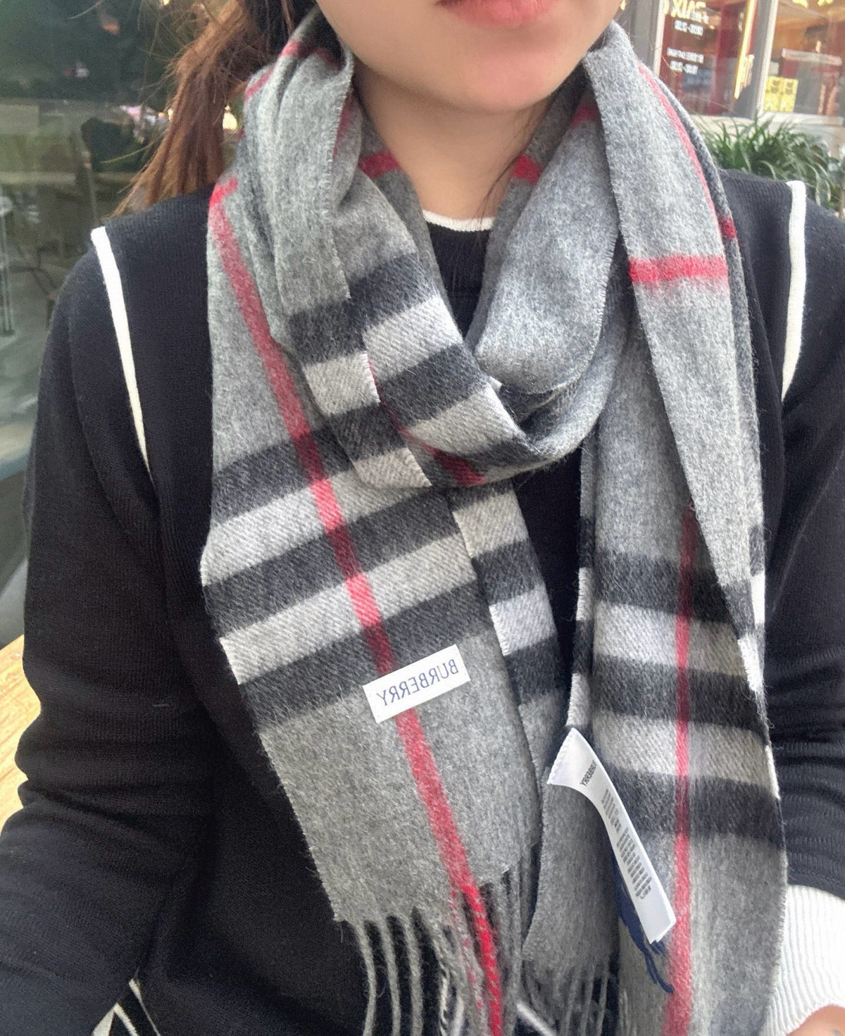China Replica Burberry Scarf 38usd Only